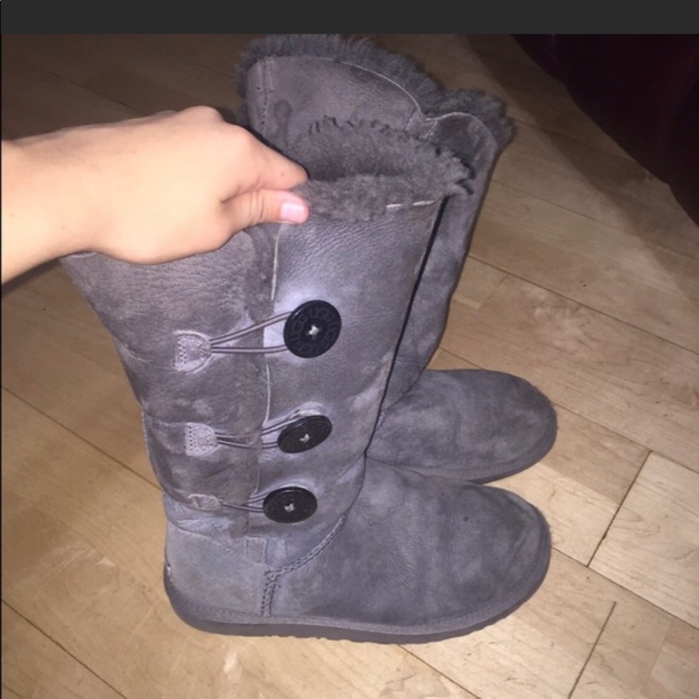 ugg boots size 6